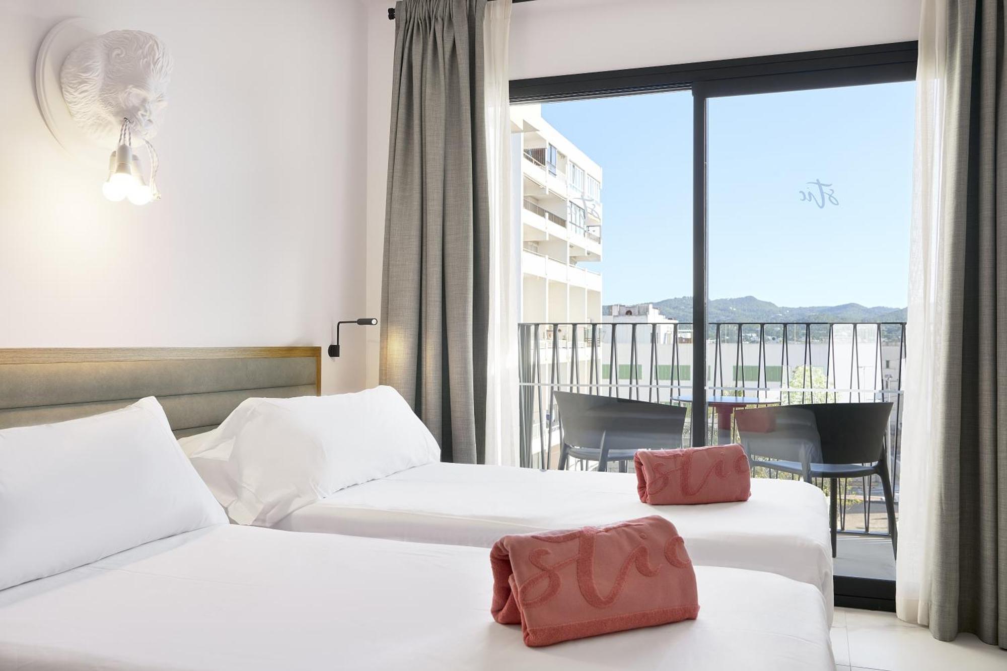 Stic Urban Hotel & Spa サンアントニオアバド エクステリア 写真